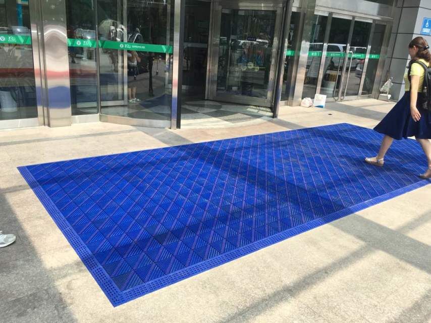 地墊
